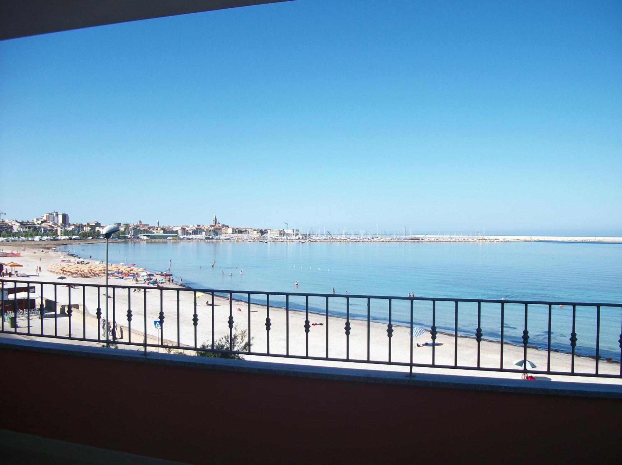 Guest House Sea Rooms Альгеро Екстер'єр фото